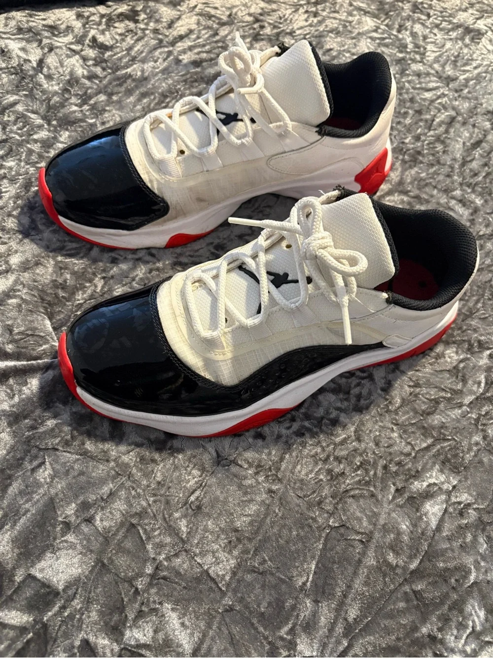 Jordan White Black Red Low-Top Sneakers